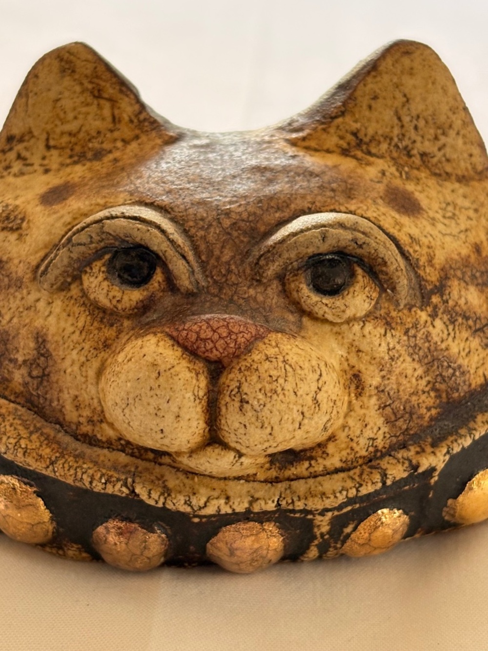 Dane Burr Glazed Ceramic Cat Head w Gold Stud Collar Signed 4"x 2.5"